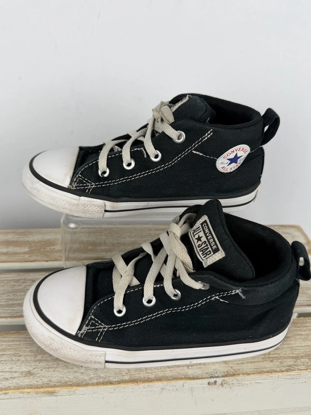 Converse Chuck Taylor All Star mid-top sneakers white rubber toe cap Size 10